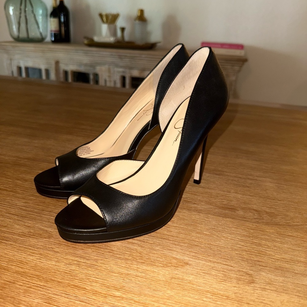Jessica Simpson Black Peep-Toe Heels